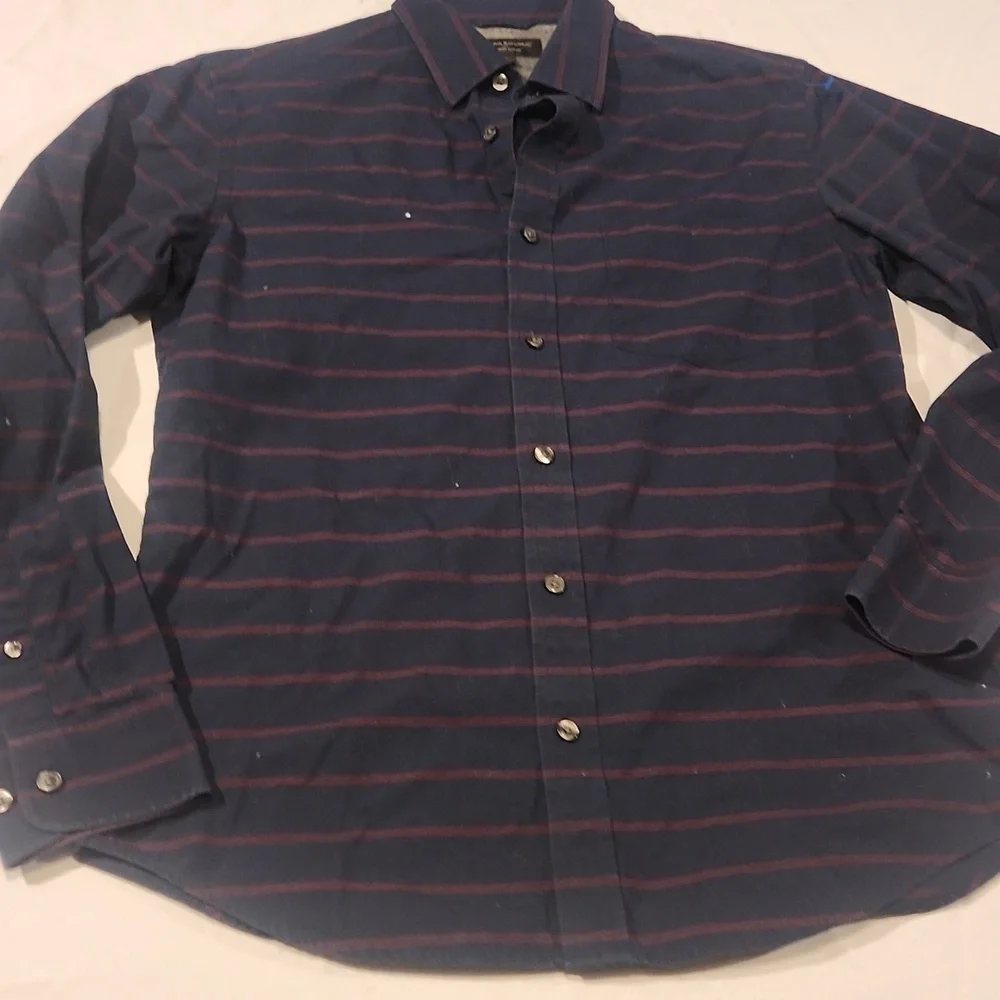 Banana Republic Navy and Burgundy Striped Shirt